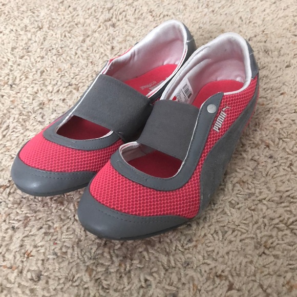 Puma Shoes - Puma flats shoes red gray size 8